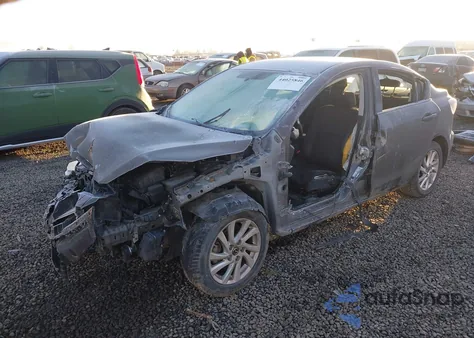 2013 Mazda Mazda3 from USA, damaged, VIN JM1BL1VP4D1798997